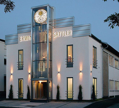 the biggest pendulum clock in the world