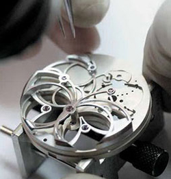 Andreas Strehler watch assembly