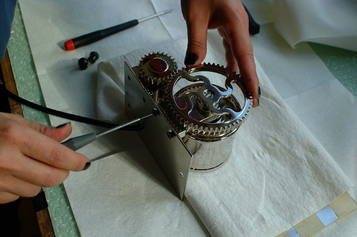 watch winder's casket assembly