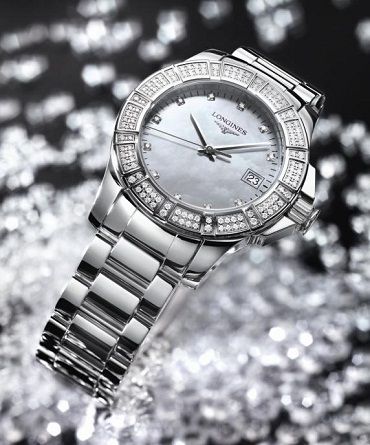 New ceramic watches Longines Conquest with diamonds