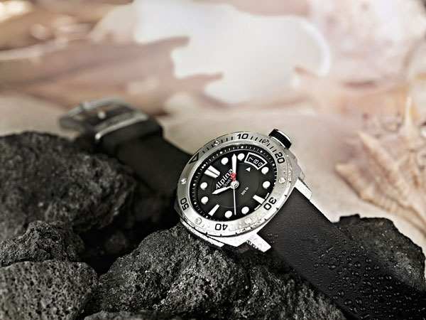 Alpina Diver Midsize watch