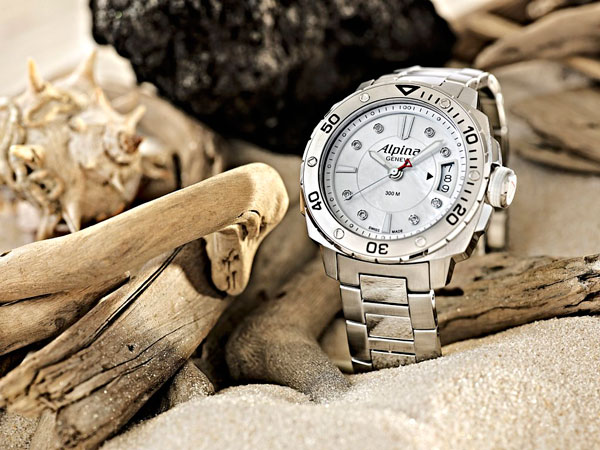 Alpina Diver Midsize watch