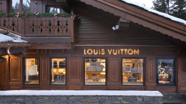 Temporary Boutiques of Louis Vuitton and Chanel in Courchevel
