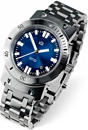 1000m GMT V2 watch