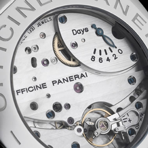 Panerai PAM190 Radiomir 8-days watch backside