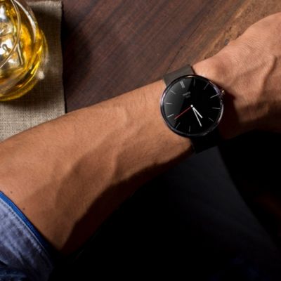 "Smart" Moto 360 Timepiece by Motorola