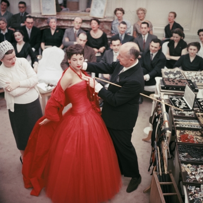 show at the Avenue Montaigne in 1954
