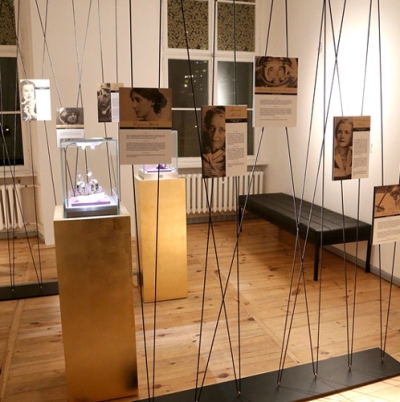 Presentation of Pavonina Collection by Glashütte Original at the Berlin Direktorenhaus Gallery
